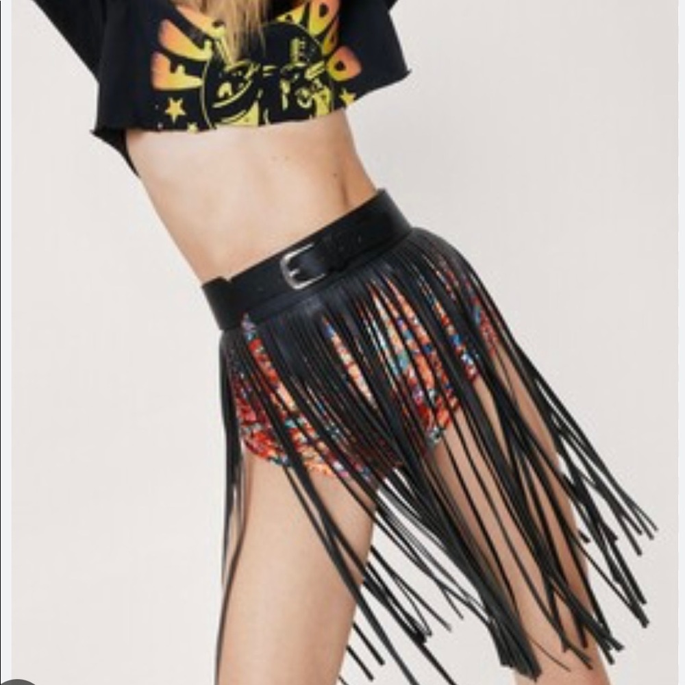 Fringe belt